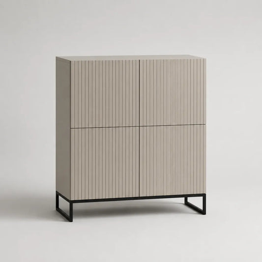 Credenza alta 4 porte in MDF scanalatura e acciaio, beige e nero, 120 × 40 × 140 cm